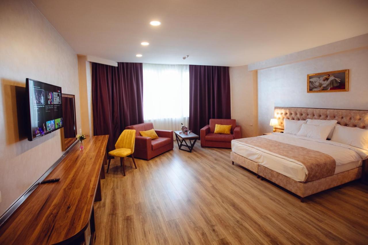 La Corne Hotel บากู ภายนอก รูปภาพ